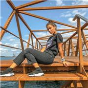 Ragazza di Quinta Superiore al Liceo Linguistico Offre ripetizioni